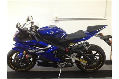 2006 Yamaha YZFr6 Sport Touring 