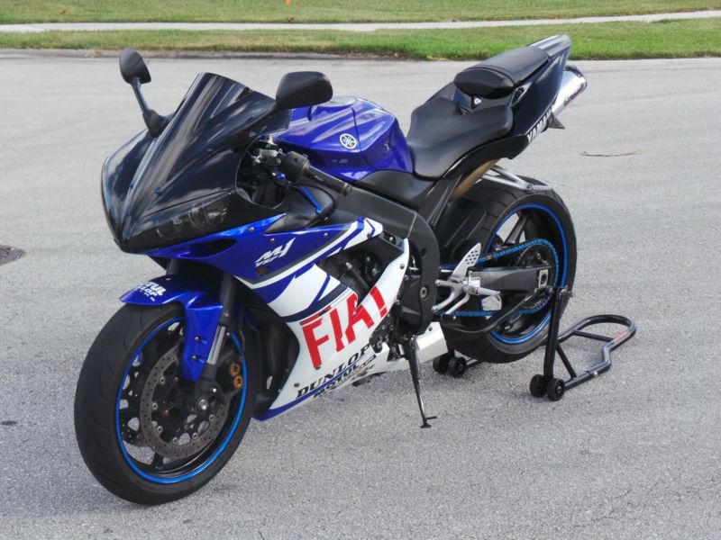 Винил на Yamaha r6