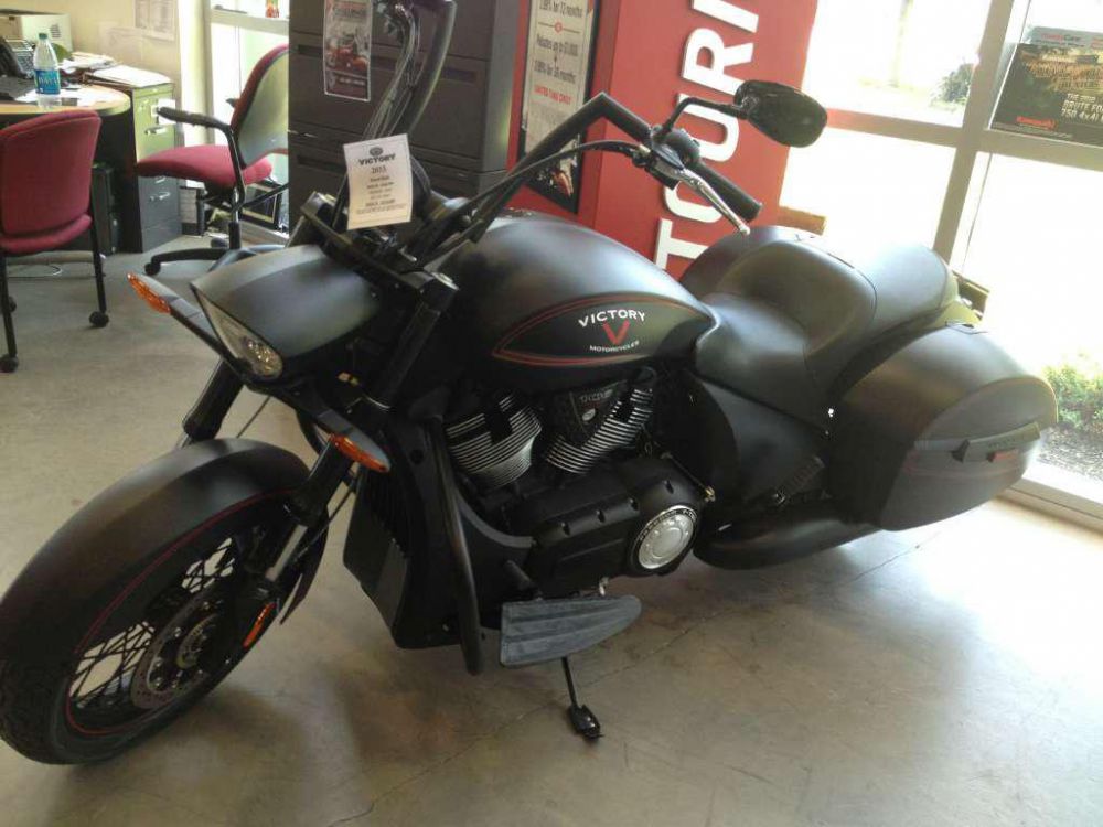 2013 victory hard-ball  touring 