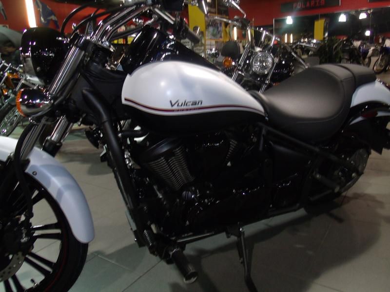 2013 kawasaki vulcan 900 custom  cruiser 