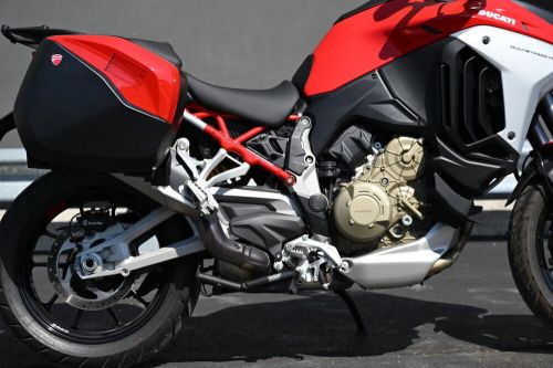 2022 Ducati Multistrada V4 Ducati Red