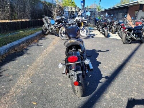 2024 triumph bonneville bobber