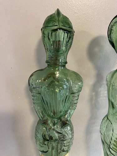 Vintage casa vento chianti green glass soldier- wine decanters-1978 rare