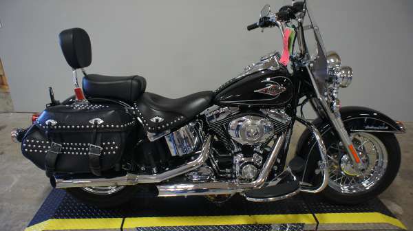 2011 harley-davidson flstc heritage softail classic