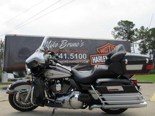 2010 harley-davidson flhtcu ultra classic electra glide  touring 