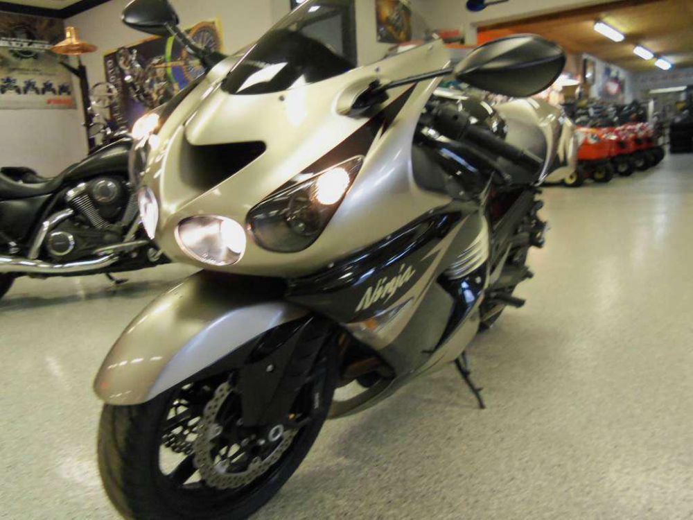 2010 kawasaki ninja zx-14  sportbike 