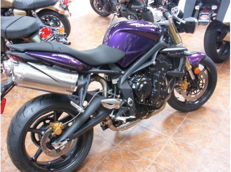 2012 Triumph STREET TRIPLE 