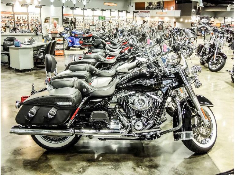 2013 harley-davidson flhrc road king classic 