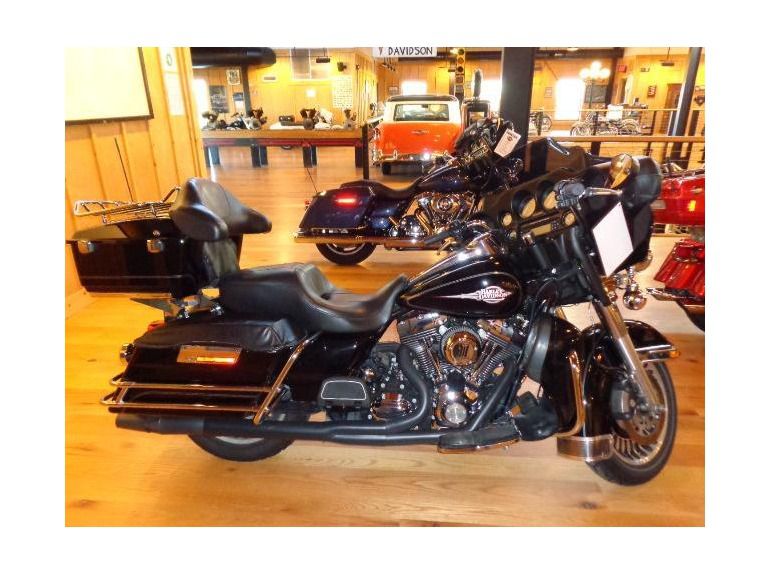 2011 harley-davidson flhtc electra glide classic 