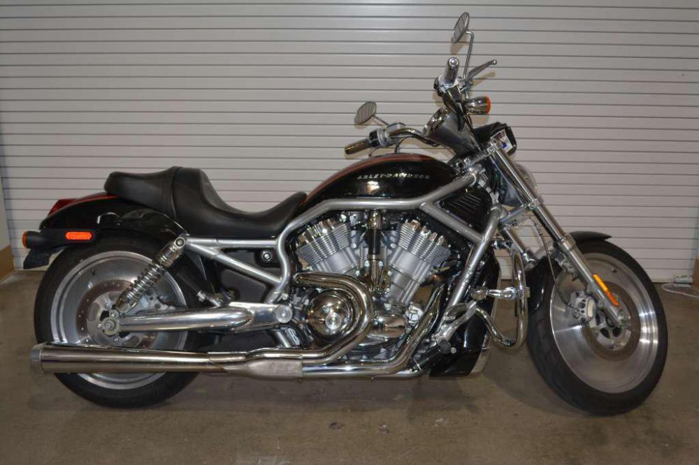 2005 harley-davidson vrsca v-rod  cruiser 