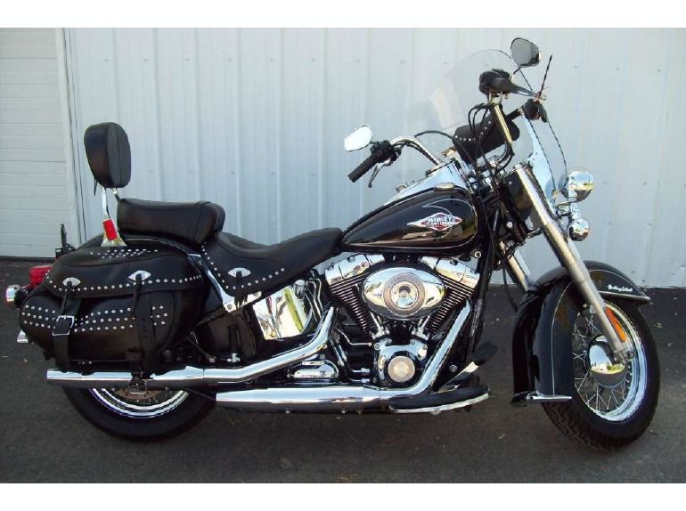 2011 harley-davidson flstc heritage softail classic 