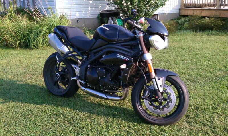 2012 triumph speed triple