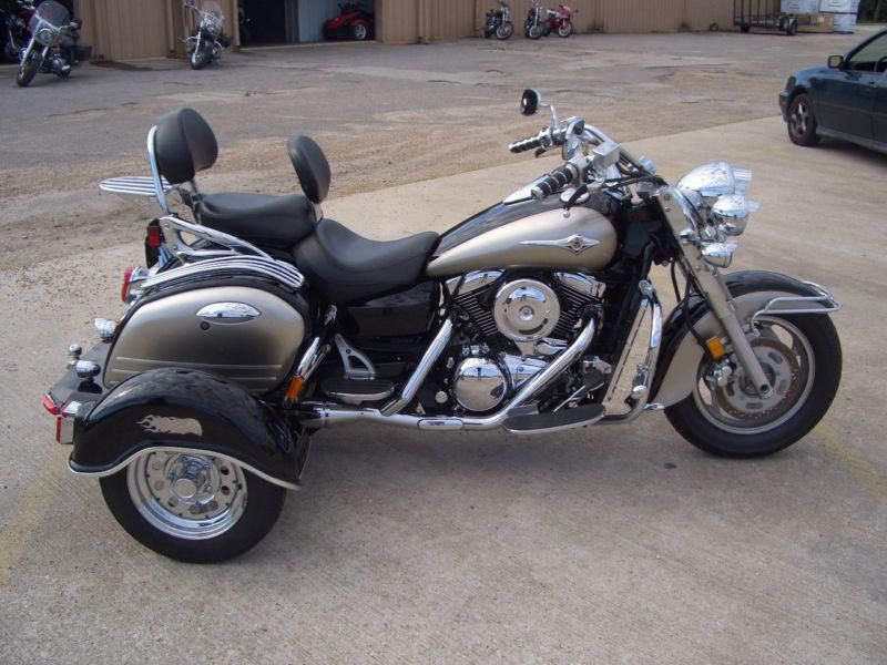 2007 Kawasaki Vulcan® 1600 Nomad™ Trike Conversion