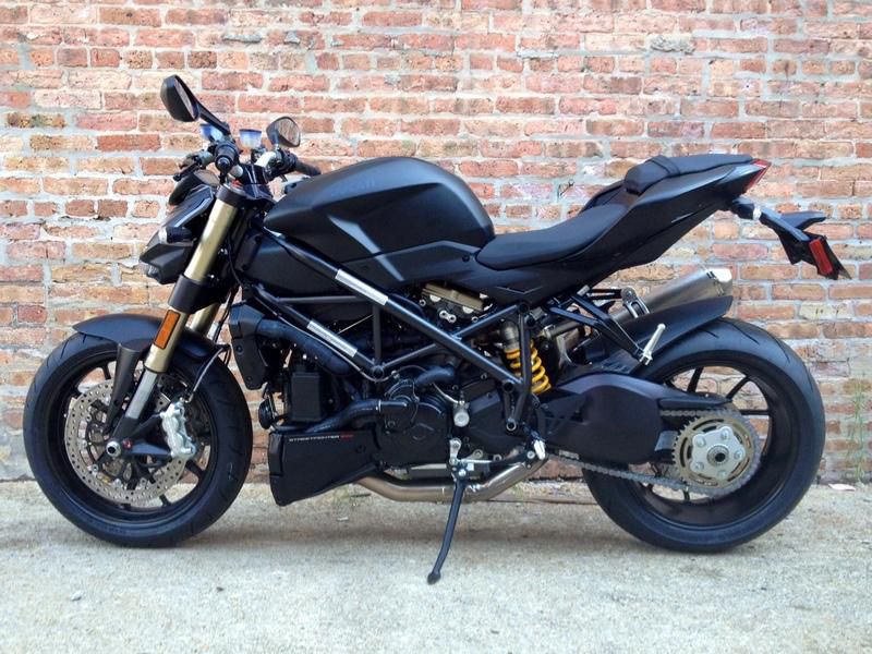 Ducati Streetfighter 848 черный