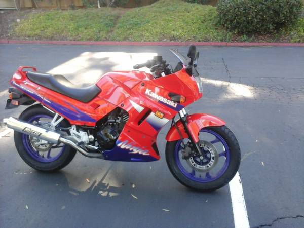 2000 kawasaki ninja 8800 miles excellent condition