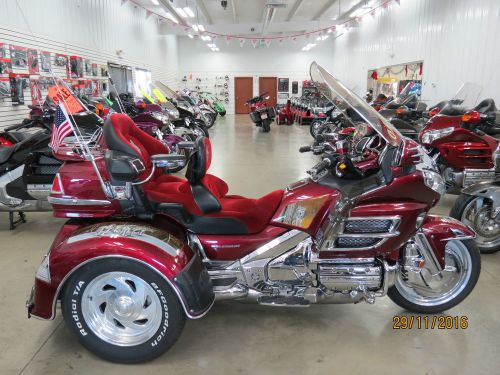 2004 honda gold wing