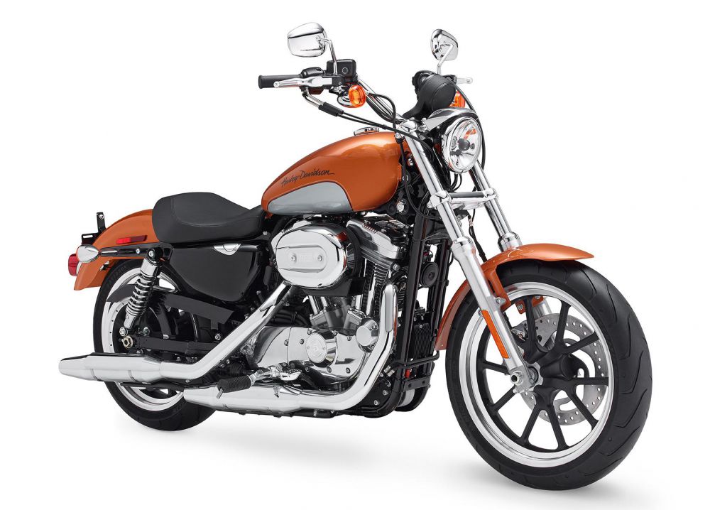 Buy 2014 Harley-Davidson Sportster 883 SuperLow XL883L on 2040-motos