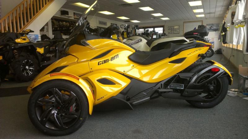 2013 can-am spyder st-s se5 roadster - brand new, all models & shipping anywhere