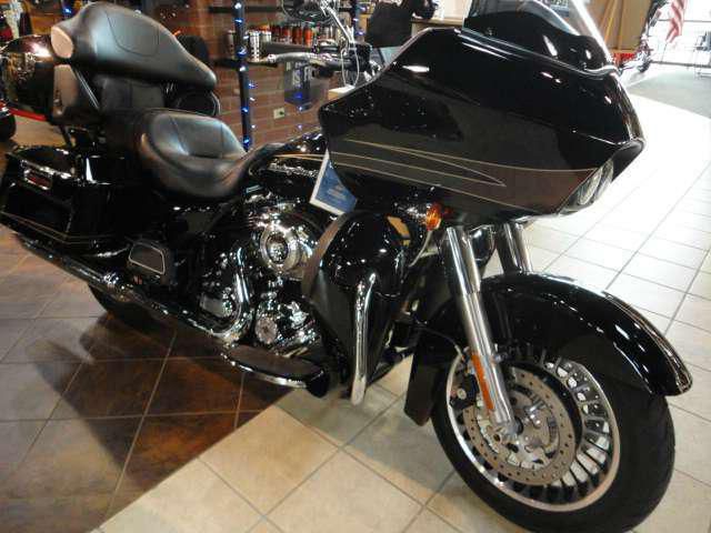 2012 harley-davidson fltru road glide ultra  touring 