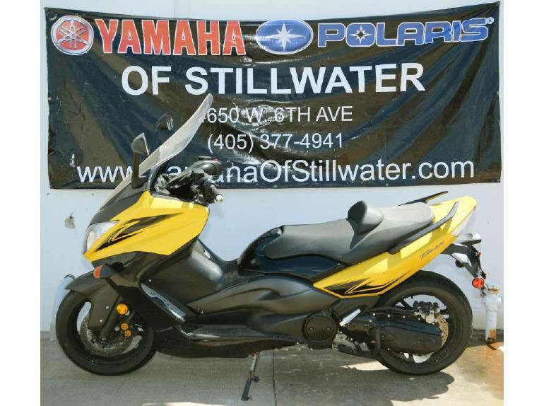 2009 yamaha tmax  scooter 