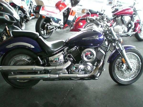 2004 Yamaha V-Star 1100 Custom