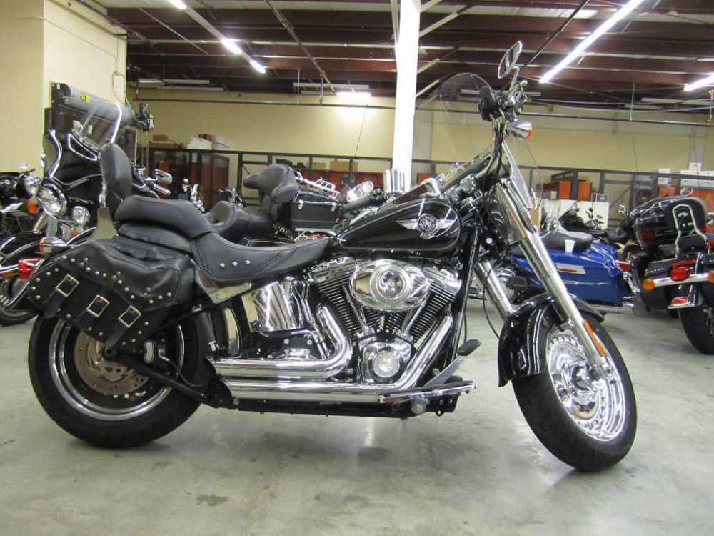 2011 harley-davidson flstf softail fat boy  cruiser 