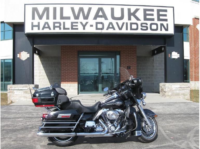 2011 harley-davidson flhtcu ultra classic electra glide  touring 