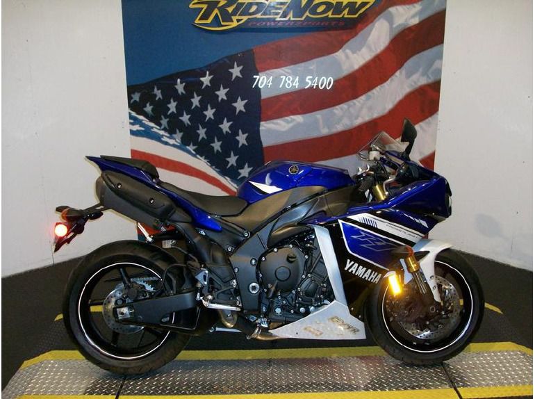 2013 yamaha yzf-r1 