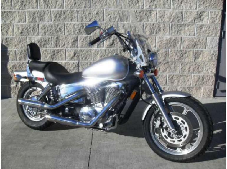 2007 honda shadow spirit (vt1100c)  cruiser 