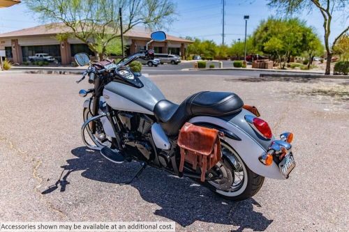 2021 Kawasaki Vulcan 900 Classic