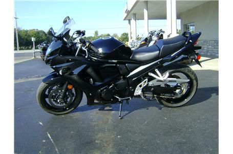 2011 Suzuki GSX1250FA Sportbike 