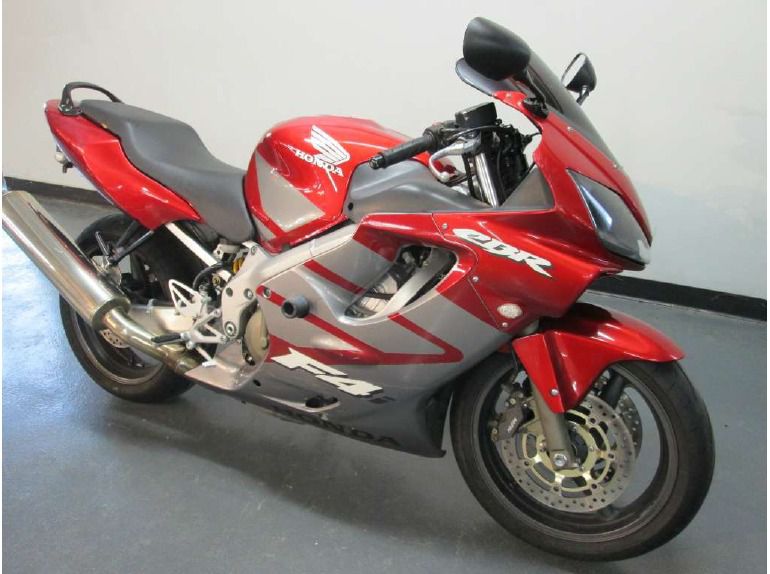 Buy 2005 Honda CBR600F4i on 2040-motos