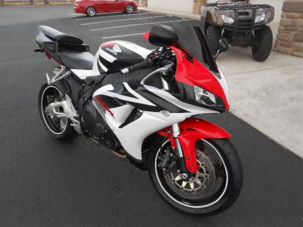 2006 honda cbr1000rr (cbr1000rr)