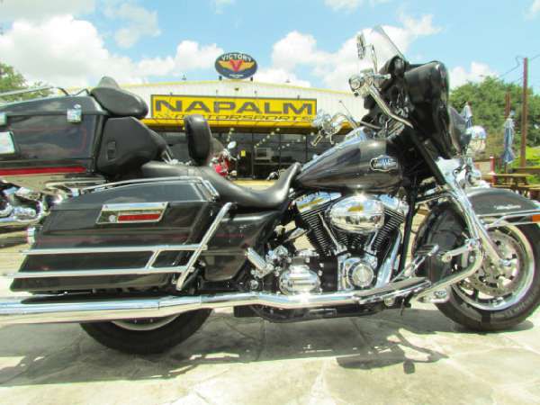 2008 Harley-Davidson FLHTCU Ultra Classic Electra Glide