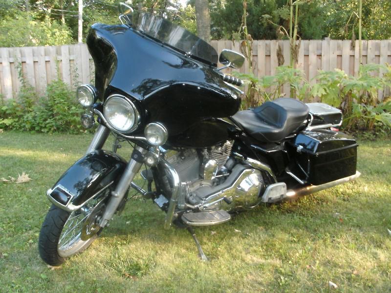 Buy 1987 Harley Davidson Electra Glide FLHTC Classic on 2040-motos