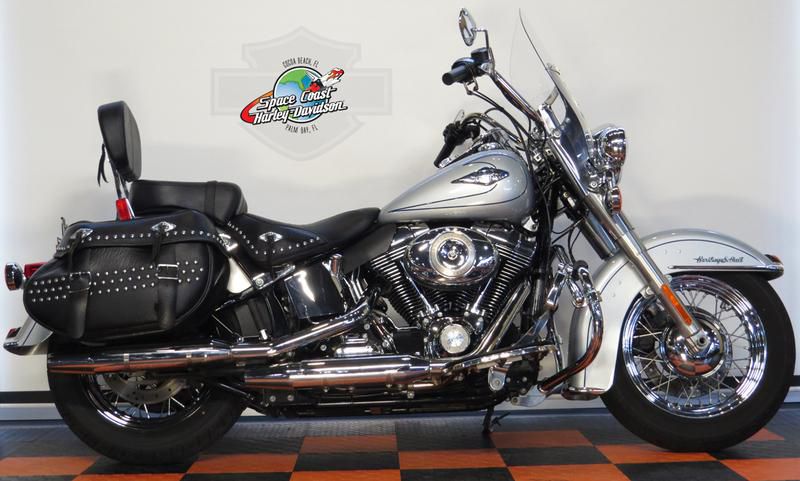 2011 harley-davidson flstc - heritage softail classic  cruiser 