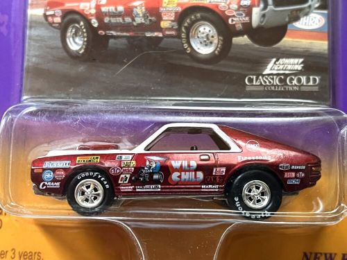 NIB Johnny Lightning Classic Gold 1968 AMX Wild Child 1:64 Die Cast Car #4