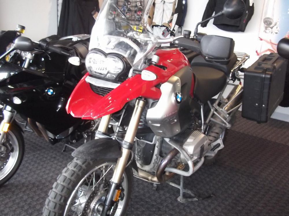 2010 bmw r 1200 gs  dirt bike 