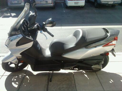 2012 kymco downtown 300i  scooter 