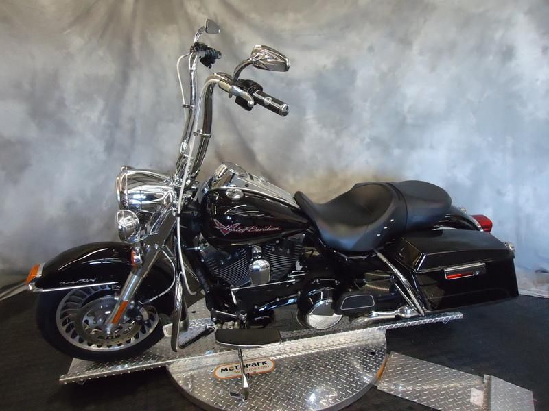 2009 harley-davidson flhr - road king  touring 