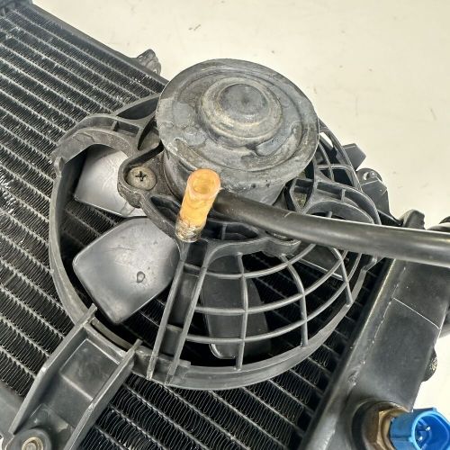 Hyosung GT650 EFI 2012 Engine radiator with cooling thermo fan *pressure tested