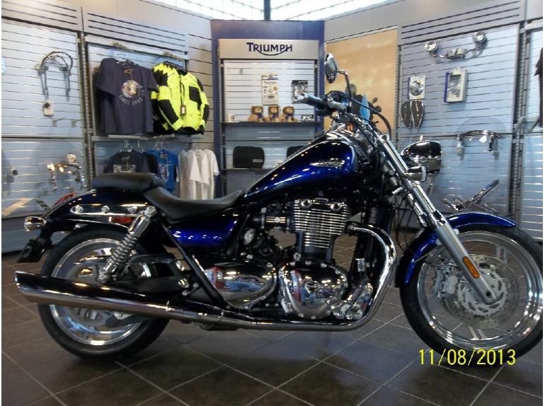 2013 triumph thunderbird abs - marble blue haze 