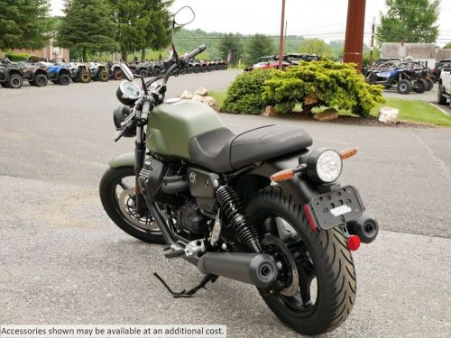 2024 Moto Guzzi V7 Stone