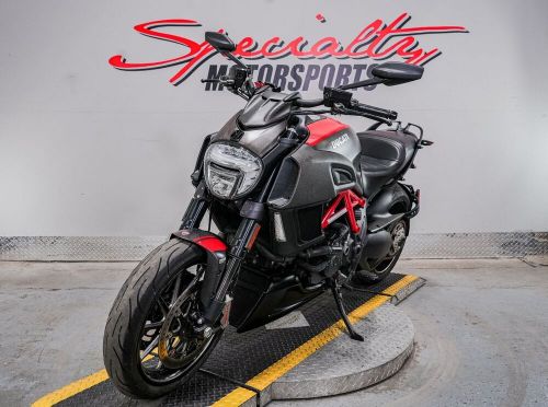 2015 Ducati Diavel Carbon