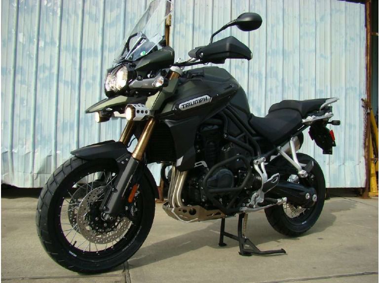 2013 triumph tiger explorer xc - matte khaki green 