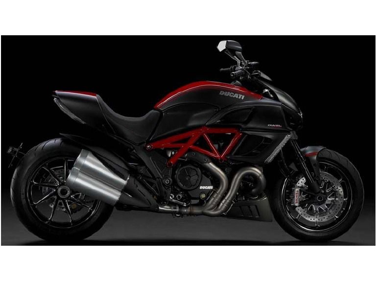 2013 ducati diavel carbon 