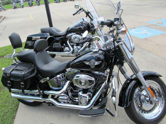 2011 harley-davidson flstf softail fat boy  cruiser 