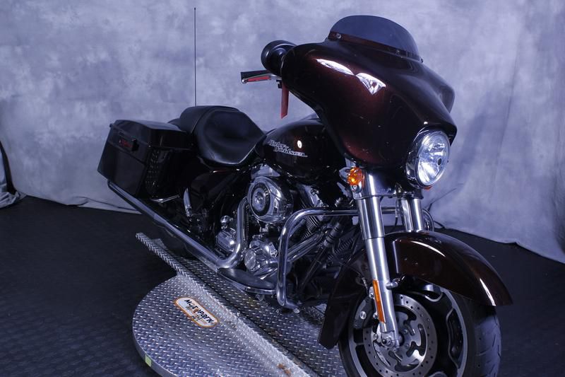 2011 harley-davidson flhx - street glide  touring 