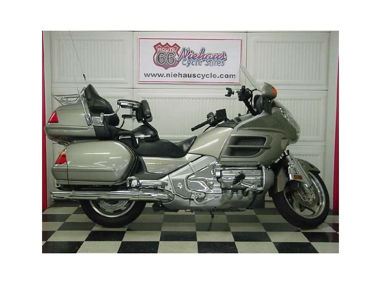 2002 honda gold wing 