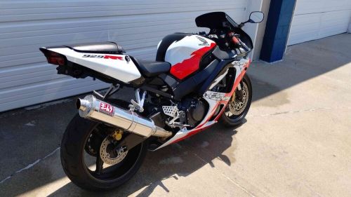 2001 Honda CBR929RE